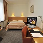 Ξενοδοχείο Molitor 3*