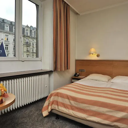 Molitor Hotel