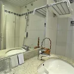 Molitor 3*